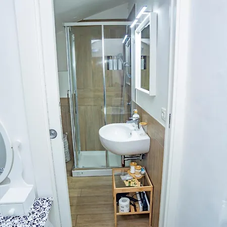 Gæstehus Katane' Room's