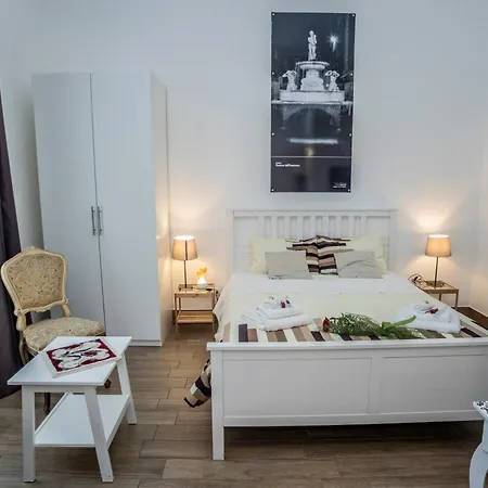 Katane' Room's 3* Catania